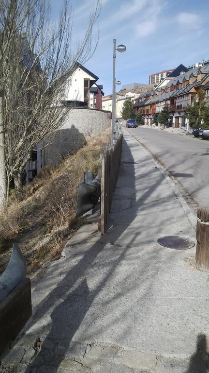 Apartamento Edificio Serraneu. Sierra Nevada. Granada Kültér fotó