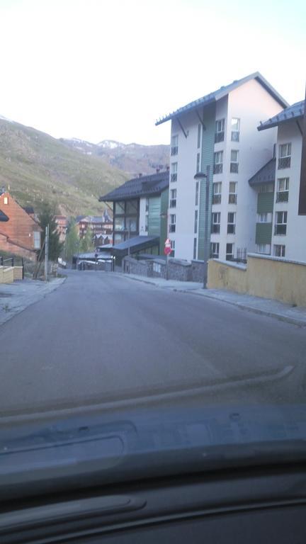 Apartamento Edificio Serraneu. Sierra Nevada. Granada Kültér fotó